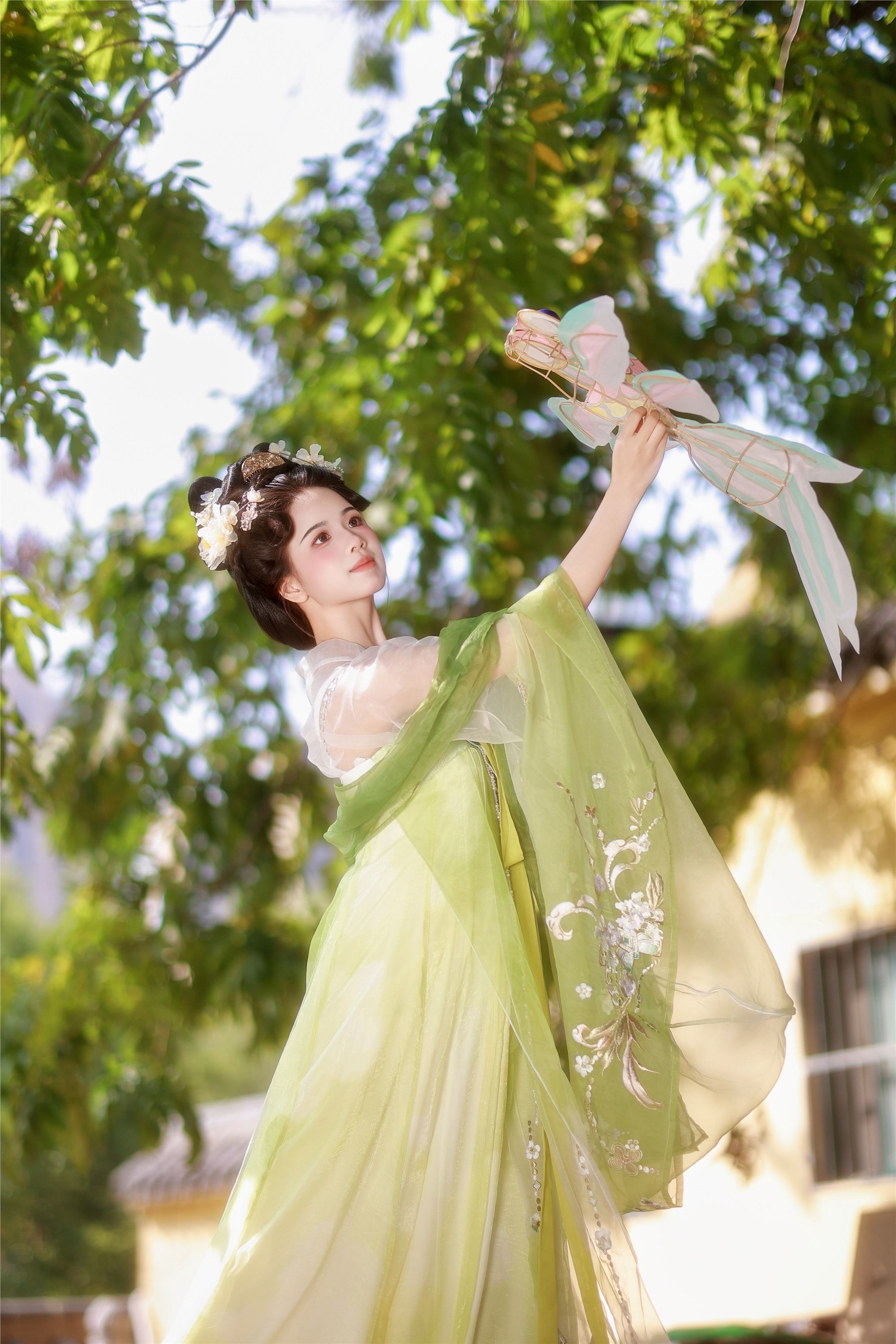 YITUYU艺图语 2025.01.28 流光 小杜同学